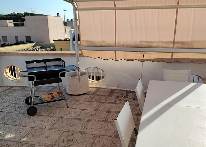 A Due Passi Dal Mare Nella Pace Di Uggiano אוג'אנו לה קייזה