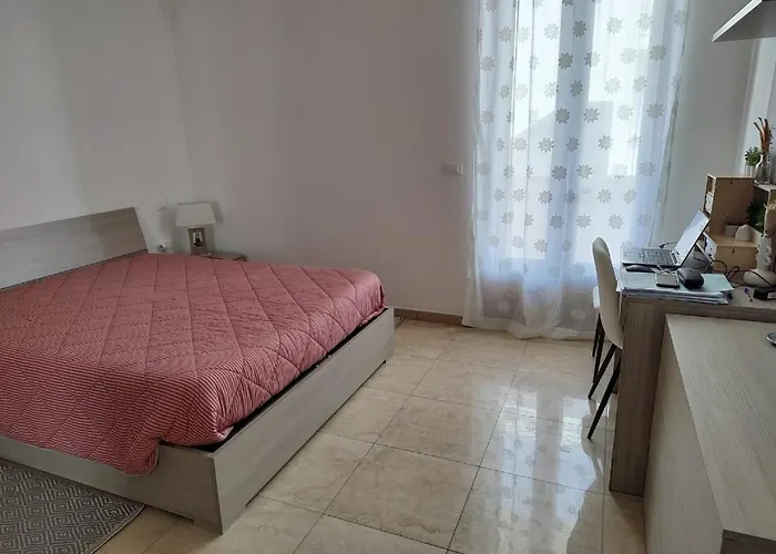 A Due Passi Dal Mare Nella Pace Di Uggiano דירה