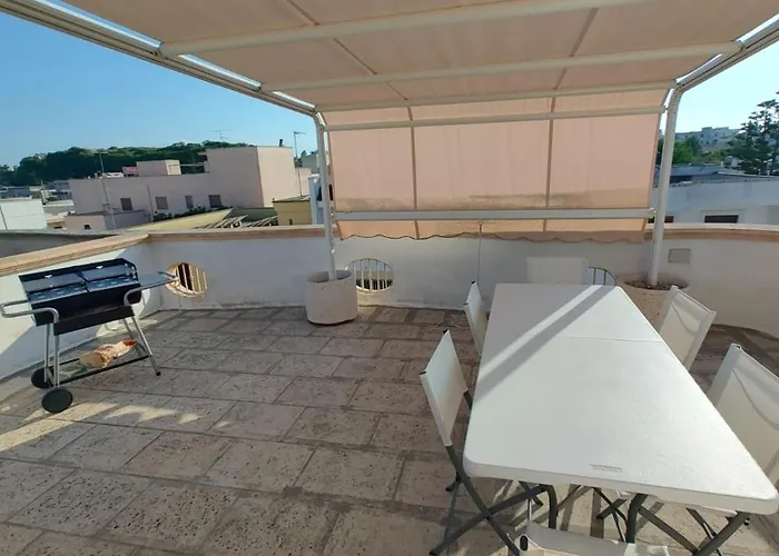 דירה A Due Passi Dal Mare Nella Pace Di Uggiano אוג'אנו לה קייזה