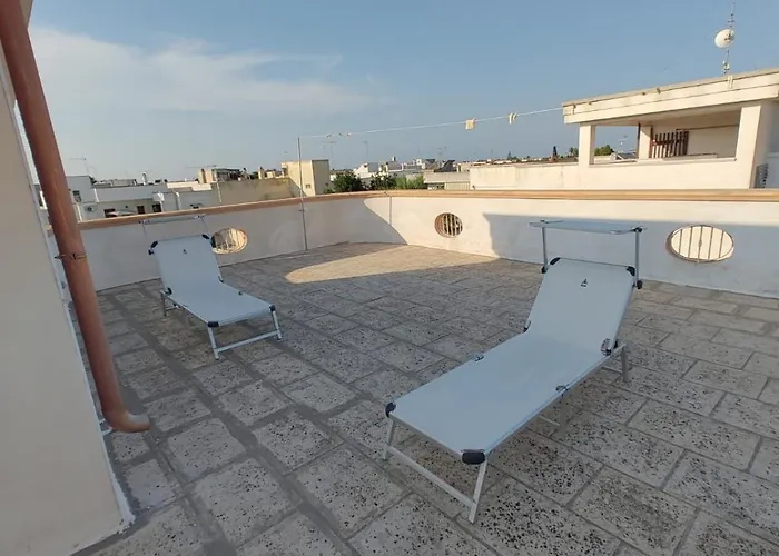 A Due Passi Dal Mare Nella Pace Di Uggiano *