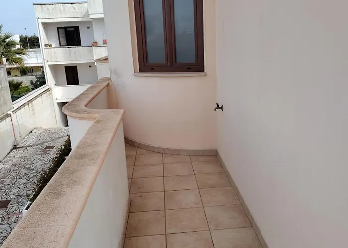 A Due Passi Dal Mare Nella Pace Di Uggiano *