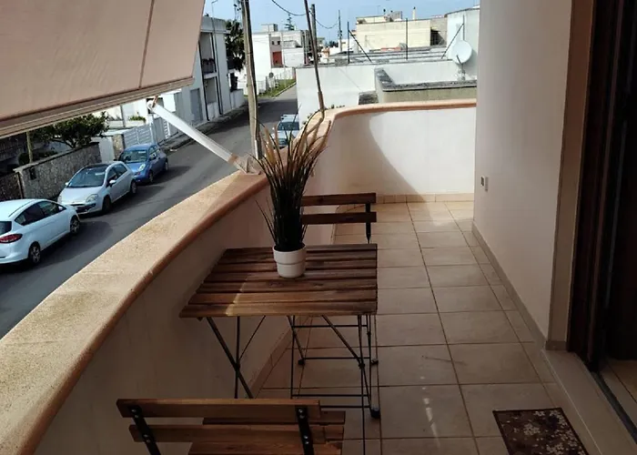 A Due Passi Dal Mare Nella Pace Di Uggiano *